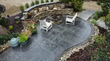 Patterned patio surface in stamped concrete | Charleston Concrete